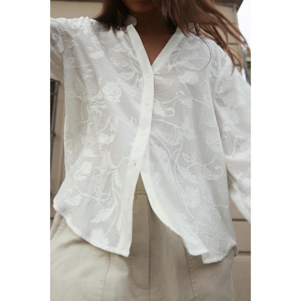 FLORAL BURNOUT SHIRT - Picture 2 of 4